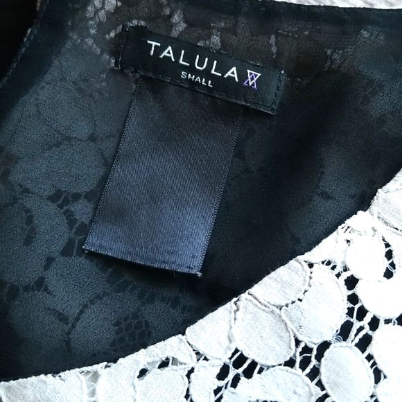 S - White Lace Top - Tatula (Aritzia) - Picture 2 of 2